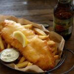 découvrez notre recette de fish and chips à la bière pour une saveur authentique et croustillante. un plat traditionnel britannique revisité pour régaler vos papilles.